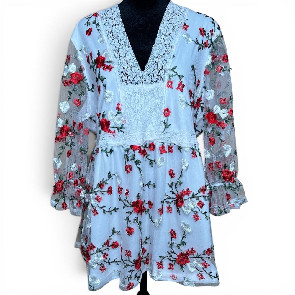 Suzanne Betro Embroidered Floral Sheer Sleeve Lace Romantic Cottagecore Size 1X